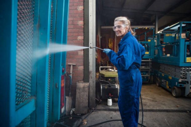 Best Machinery and Equipment Cleaning  in Escondido, CA